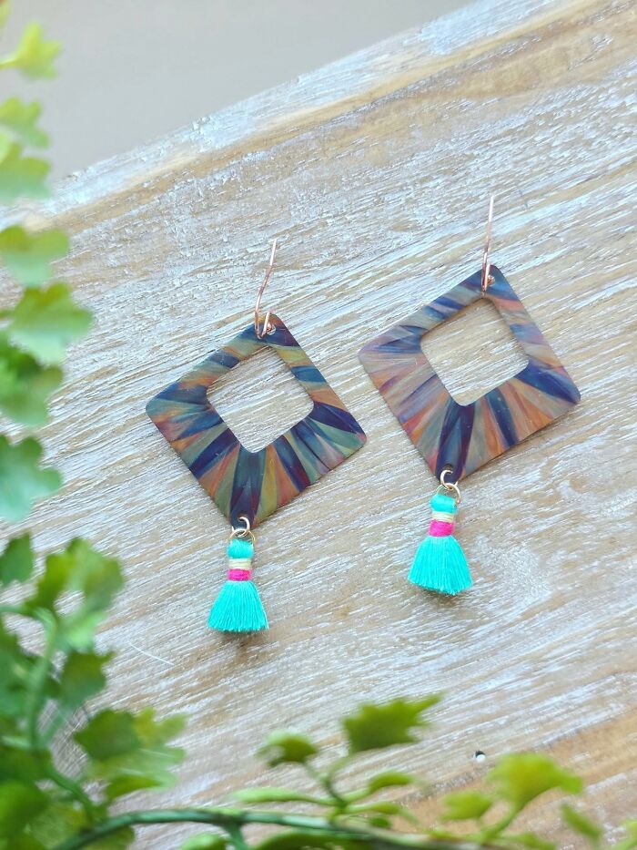 This Artist Turns Copper Into Rainbow-Colored Art Using Only Fire (50 Pics)