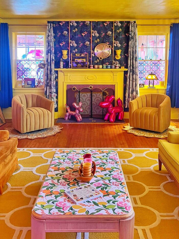 131 Times People Embraced ‘More Is More’ And Decked Out Their Homes (New Pics) 131 Times People Embraced ‘More Is More’ And Decked Out Their Homes (New Pics)