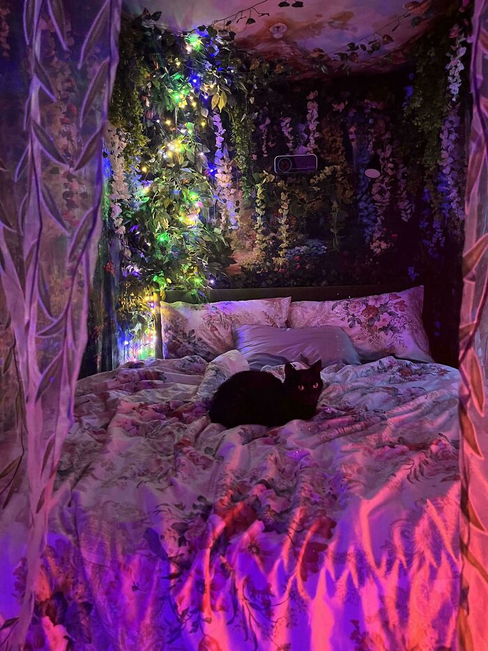 131 Times People Embraced ‘More Is More’ And Decked Out Their Homes (New Pics) 131 Times People Embraced ‘More Is More’ And Decked Out Their Homes (New Pics)