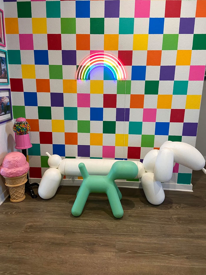 131 Times People Embraced ‘More Is More’ And Decked Out Their Homes (New Pics) 131 Times People Embraced ‘More Is More’ And Decked Out Their Homes (New Pics)