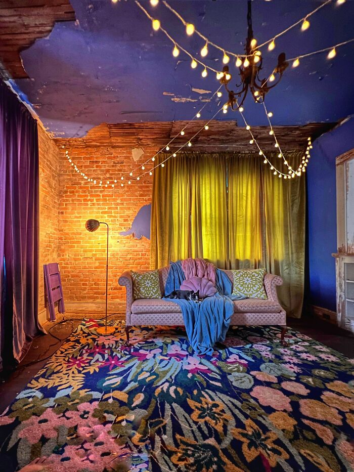 131 Times People Embraced ‘More Is More’ And Decked Out Their Homes (New Pics) 131 Times People Embraced ‘More Is More’ And Decked Out Their Homes (New Pics)