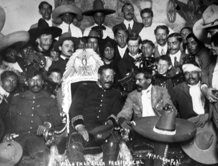 29 Powerful Photos From All Over The World