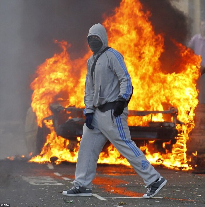 77 Toxic Workplace Moments Employees Still Cannot Believe 77 Toxic Workplace Moments Employees Still Cannot Believe