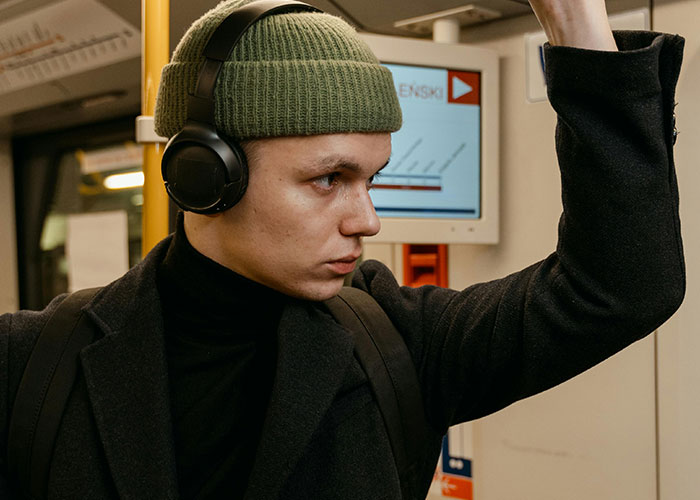 47 People Who Had A Deal To Get Married To Their Friends If They Were Single By 30 Share What Happened