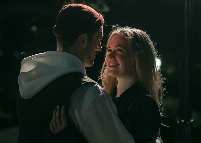 47 People Who Had A Deal To Get Married To Their Friends If They Were Single By 30 Share What Happened