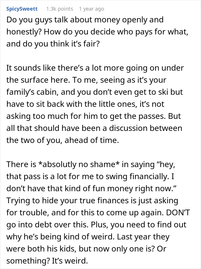 Woman Panics After Partner Who Makes 5x Her Salary Leaves Her Son Without A Ski Pass Woman Panics After Partner Who Makes 5x Her Salary Leaves Her Son Without A Ski Pass