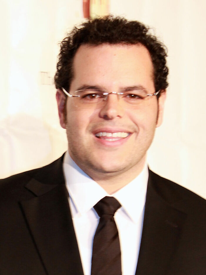 Josh Gad: Bio And Career Highlights Josh Gad: Bio And Career Highlights