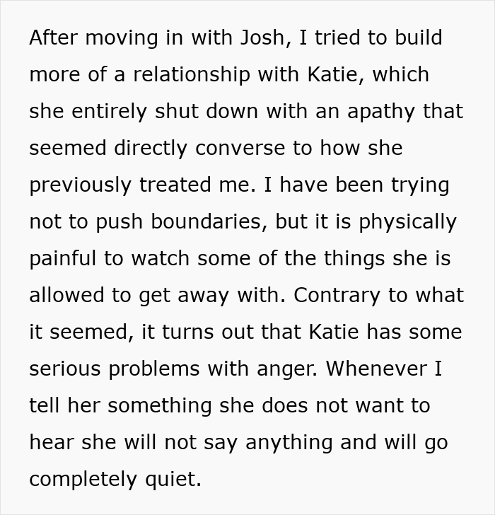 Woman Bashed Online For Turning Into Evil Stepmother For Shy And Introverted 17YO Woman Bashed Online For Turning Into Evil Stepmother For Shy And Introverted 17YO