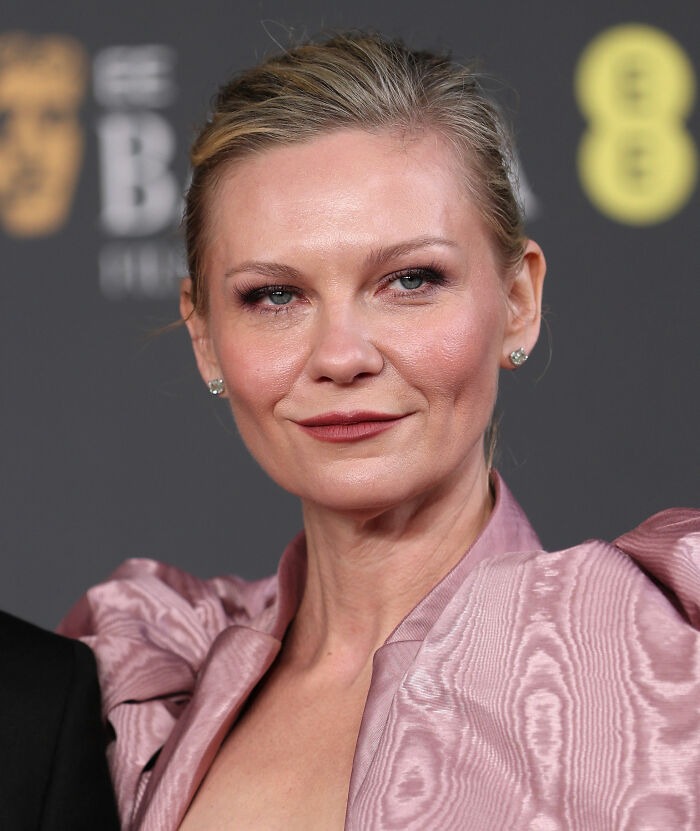 Kirsten Dunst Suffers Fashion Emergency And Blunder At The 2026 BAFTA’s Afterparty