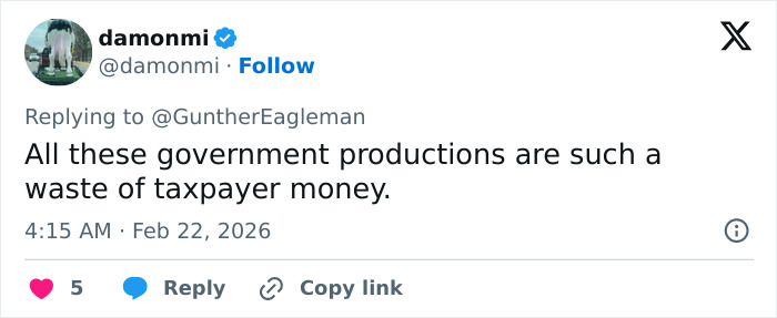 &ldquo;It&rsquo;s Inappropriate&rdquo;: Melania Trump&rsquo;s Governors Dinner Outfit Sparks Fierce Backlash