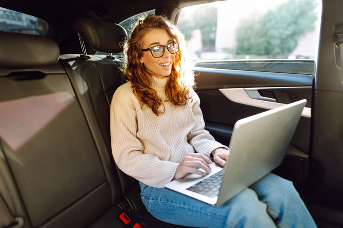 Seller Tracks Down Buyer’s Wife And Parents After He Ghosts $200 Debt, Payment Arrives Overnight Seller Tracks Down Buyer’s Wife And Parents After He Ghosts $200 Debt, Payment Arrives Overnight