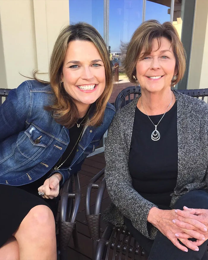 “She Knows Something”: Savannah Guthrie Announces Massive Reward For Mom, But People Suspect Her “She Knows Something”: Savannah Guthrie Announces Massive Reward For Mom, But People Suspect Her