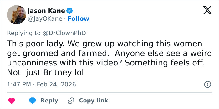 “Ruined By Hollywood”: Britney Spears Reveals Bra While Dancing To Billie Eilish In Crop Top