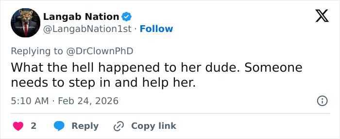 “Ruined By Hollywood”: Britney Spears Reveals Bra While Dancing To Billie Eilish In Crop Top