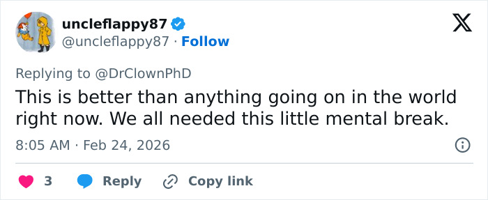 “Ruined By Hollywood”: Britney Spears Reveals Bra While Dancing To Billie Eilish In Crop Top