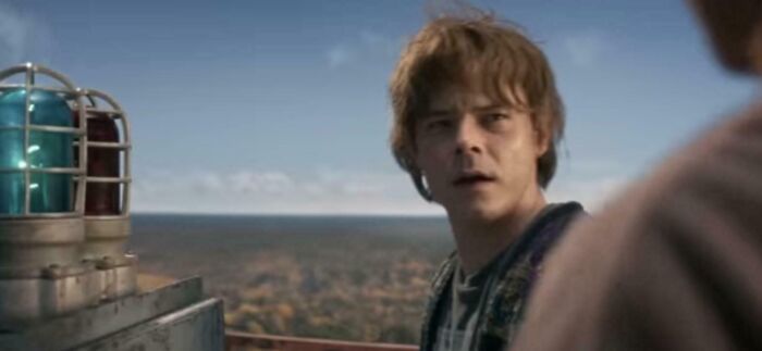 85 Hilariously Absurd Movie And TV Details That Are Absolutely Made Up, Yet Weirdly Accurate (New Pics)