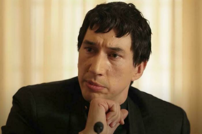 85 Hilariously Absurd Movie And TV Details That Are Absolutely Made Up, Yet Weirdly Accurate (New Pics)