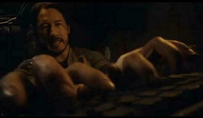 85 Hilariously Absurd Movie And TV Details That Are Absolutely Made Up, Yet Weirdly Accurate (New Pics)