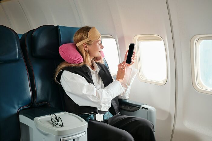 &ldquo;Works Every Time&rdquo;: 36 Underrated Plane Perks You Should Start Taking Advantage Of