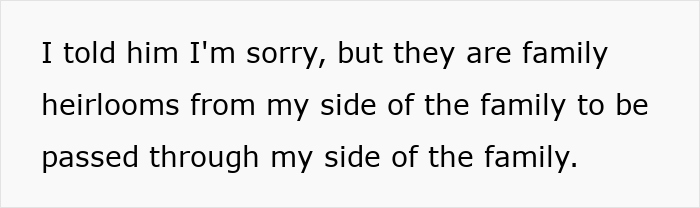 Guy Eyes Stepmom’s Heirloom Jewelry, Explodes As She Wants Ace Niece To Inherit It Instead Of Him Guy Eyes Stepmom’s Heirloom Jewelry, Explodes As She Wants Ace Niece To Inherit It Instead Of Him