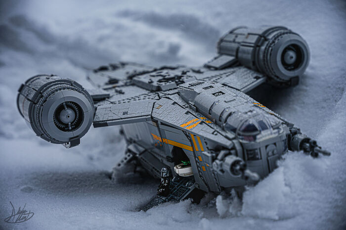 He Uses Backyards And Landscapes To Turn LEGO Models Into Cinematic Worlds (34 Pics)