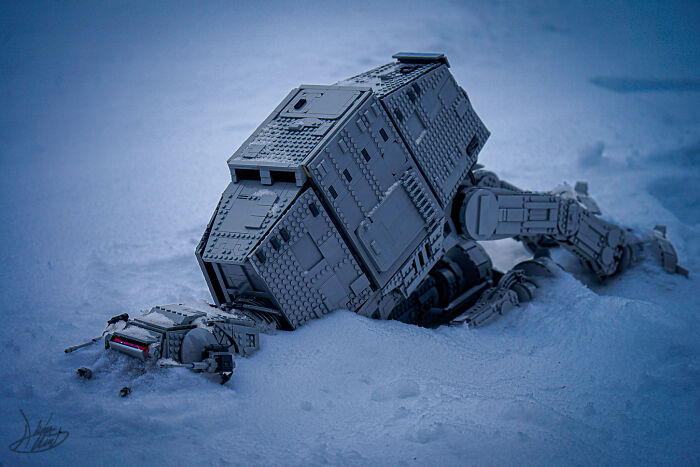 He Uses Backyards And Landscapes To Turn LEGO Models Into Cinematic Worlds (34 Pics)