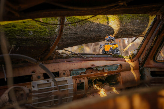 He Uses Backyards And Landscapes To Turn LEGO Models Into Cinematic Worlds (34 Pics)