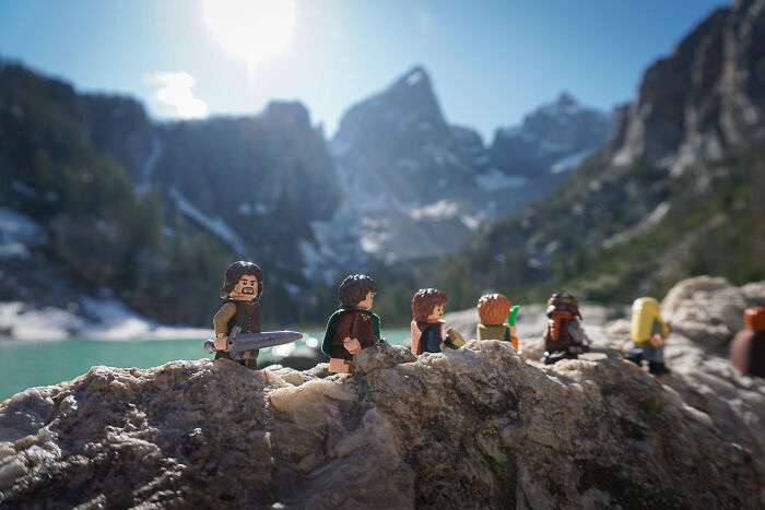 He Uses Backyards And Landscapes To Turn LEGO Models Into Cinematic Worlds (34 Pics)