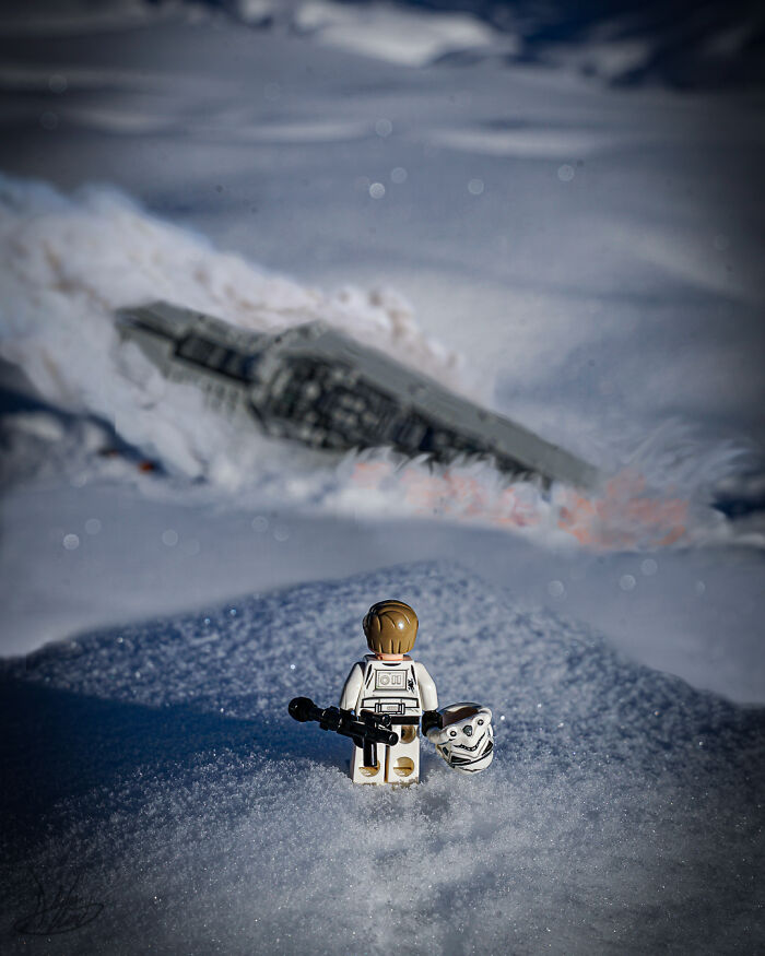 He Uses Backyards And Landscapes To Turn LEGO Models Into Cinematic Worlds (34 Pics)