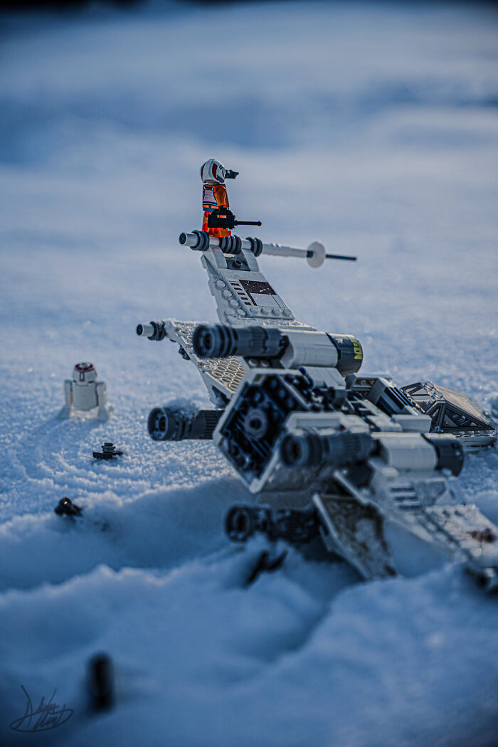 He Uses Backyards And Landscapes To Turn LEGO Models Into Cinematic Worlds (34 Pics)