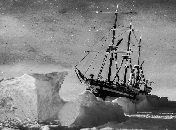 He Uses Backyards And Landscapes To Turn LEGO Models Into Cinematic Worlds (34 Pics)