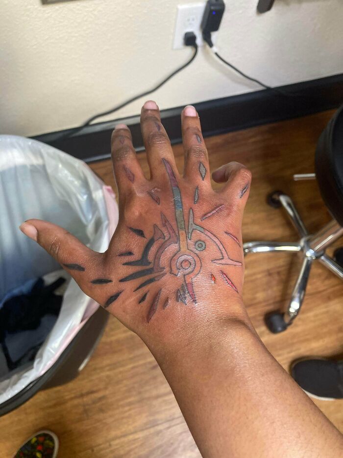 79 People Who Got Forever Marked For Their Own Stupidity With These Terrible Tattoos (New Pics)