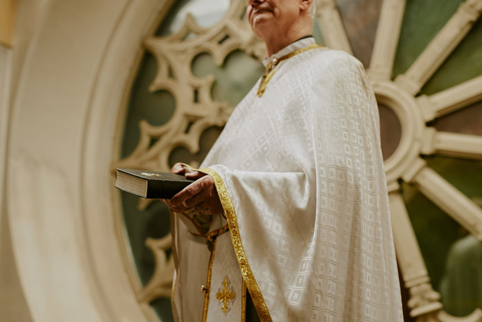 67 Mysteries That Have Sent Many People Down The Rabbit Hole Until They Were Finally Cracked