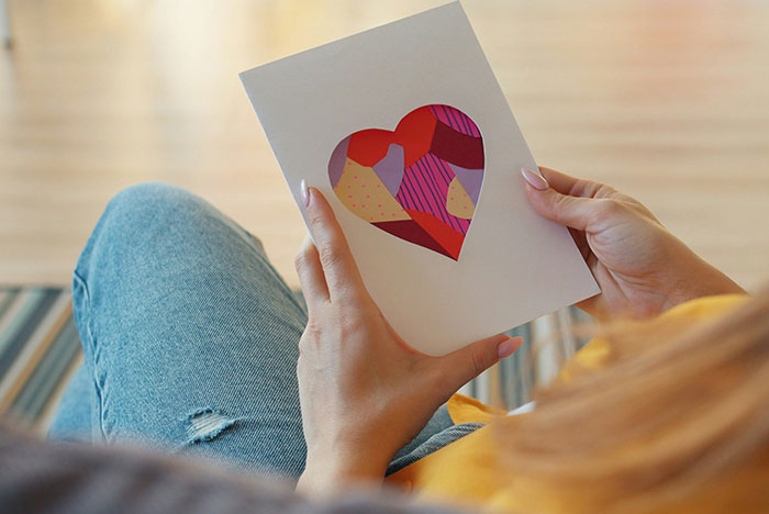 Man Uses Girlfriend’s Birthday To Teach Her A Lesson About Disappointment, Ends Up Single Man Uses Girlfriend’s Birthday To Teach Her A Lesson About Disappointment, Ends Up Single