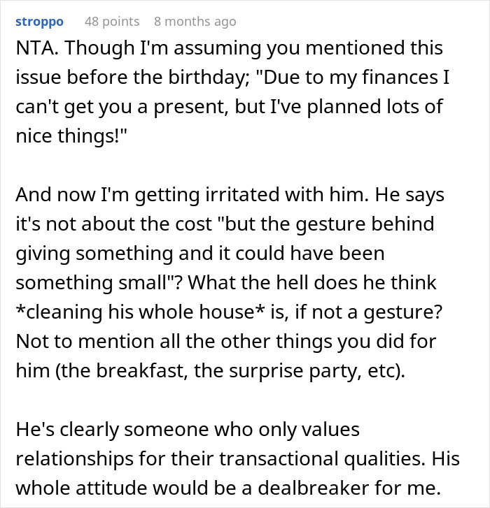 Man Uses Girlfriend’s Birthday To Teach Her A Lesson About Disappointment, Ends Up Single Man Uses Girlfriend’s Birthday To Teach Her A Lesson About Disappointment, Ends Up Single