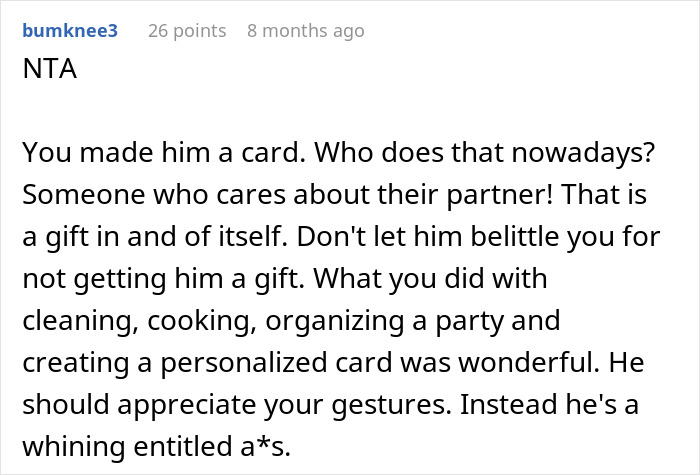 Man Uses Girlfriend’s Birthday To Teach Her A Lesson About Disappointment, Ends Up Single Man Uses Girlfriend’s Birthday To Teach Her A Lesson About Disappointment, Ends Up Single