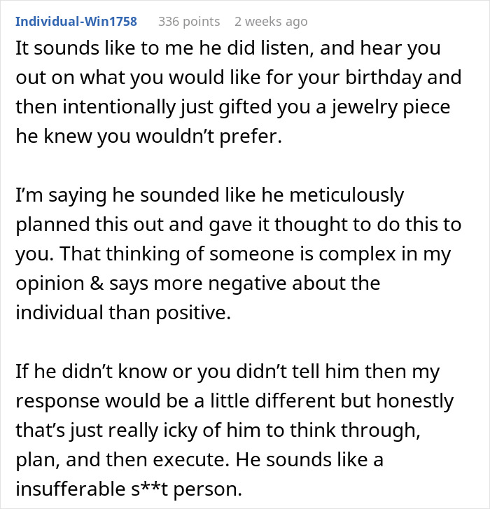 Man Uses Girlfriend’s Birthday To Teach Her A Lesson About Disappointment, Ends Up Single Man Uses Girlfriend’s Birthday To Teach Her A Lesson About Disappointment, Ends Up Single