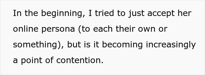 Woman Posts Absolutely Everything Online, Her Boyfriend Hates It: “Social Media Attention Seeker”