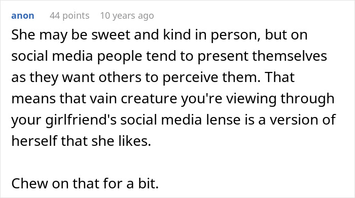 Woman Posts Absolutely Everything Online, Her Boyfriend Hates It: “Social Media Attention Seeker”