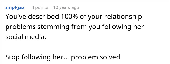 Woman Posts Absolutely Everything Online, Her Boyfriend Hates It: “Social Media Attention Seeker”