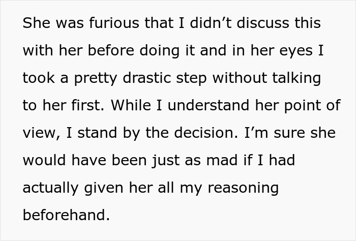 Woman Posts Absolutely Everything Online, Her Boyfriend Hates It: “Social Media Attention Seeker”