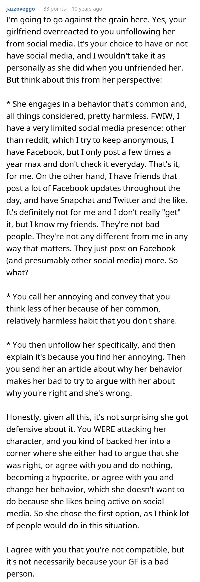 Woman Posts Absolutely Everything Online, Her Boyfriend Hates It: “Social Media Attention Seeker”