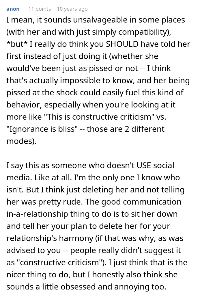 Woman Posts Absolutely Everything Online, Her Boyfriend Hates It: “Social Media Attention Seeker”