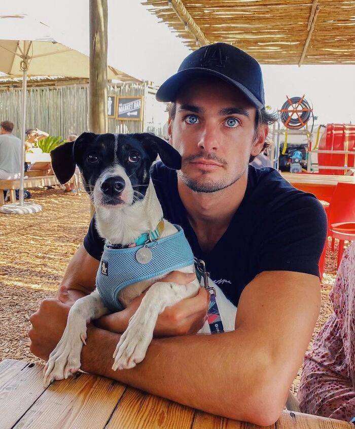 This Instagram Page Shows Heartwarming Photos Of Attractive Men And Their Dogs (49 Pics)