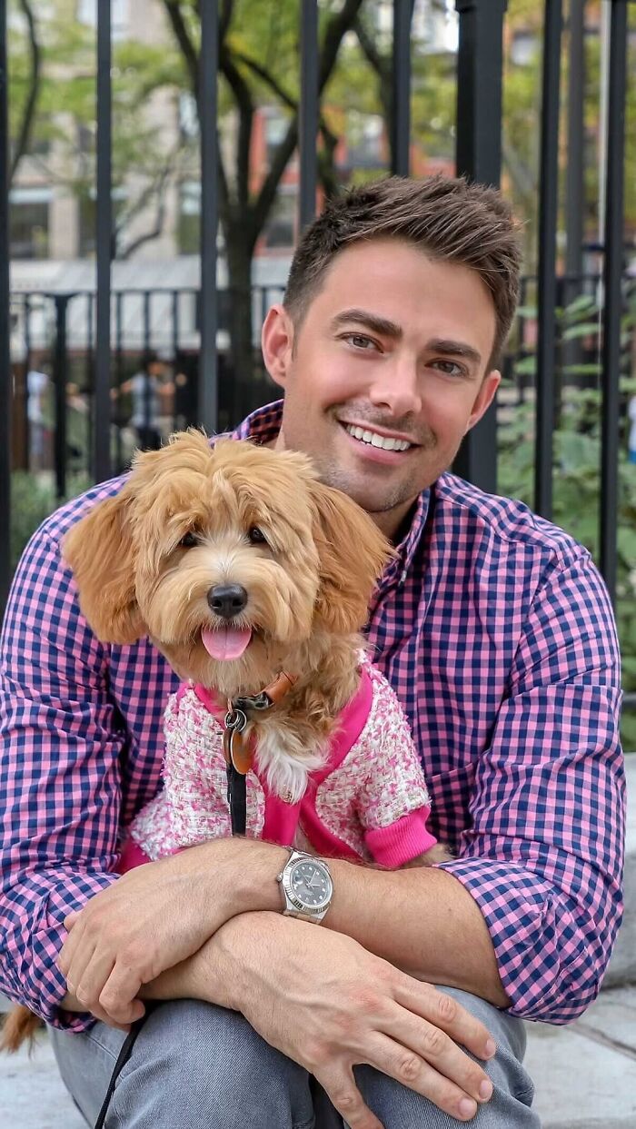 This Instagram Page Shows Heartwarming Photos Of Attractive Men And Their Dogs (49 Pics)