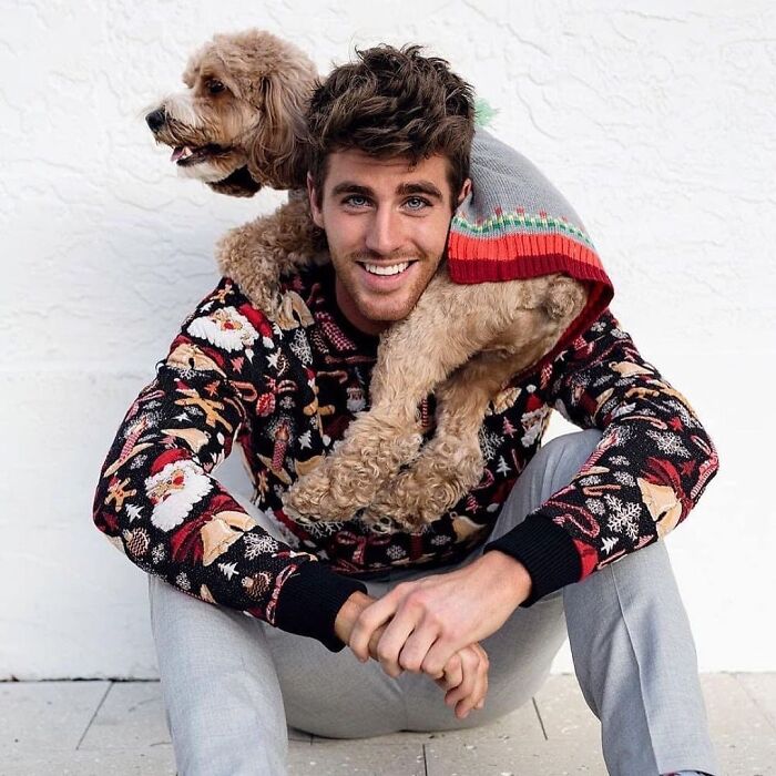 This Instagram Page Shows Heartwarming Photos Of Attractive Men And Their Dogs (49 Pics)