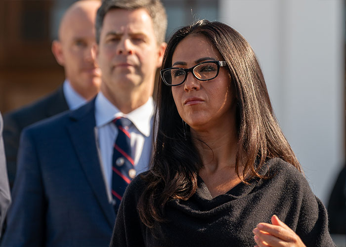 Hillary Clinton’s Jaw‑Dropping Epstein Claim About Trump As She Refuses To Defend Bill In Congress Clash