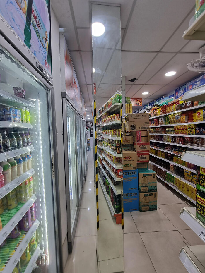 67 Photos That Might Make You Look Twice (New Pics) 67 Photos That Might Make You Look Twice (New Pics)