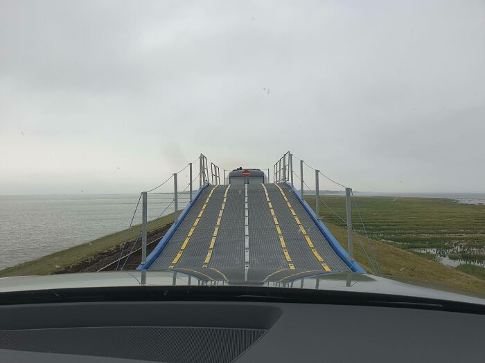 67 Photos That Might Make You Look Twice (New Pics) 67 Photos That Might Make You Look Twice (New Pics)