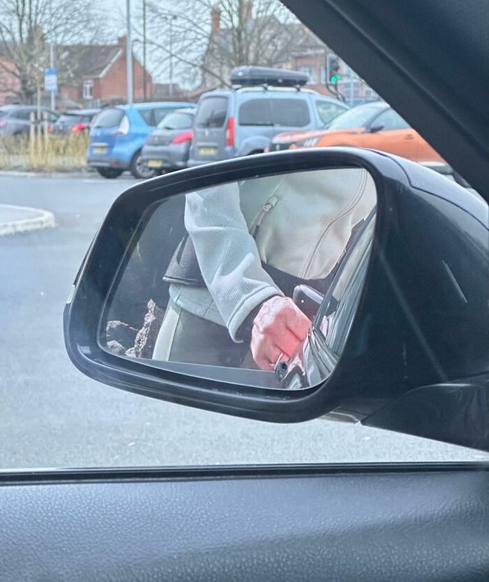 67 Photos That Might Make You Look Twice (New Pics) 67 Photos That Might Make You Look Twice (New Pics)